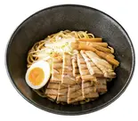 【生麺】チャーシュー油そば Chashu Pork Abura Soba(ラーメンひろや)