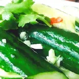 キュウリのニンニク和え/Cucumber salad(中華料理 龍門)