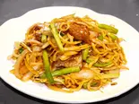 牛肉のカキ油ソース焼きそば【幹炒牛肉麺】(中国東北家郷料理永利 豊洲駅前店(1号店))