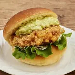 ワカモレチキンバーガー Guacamole Chicken Burger（ブレッドキャンプふくふく 鹿島田店）