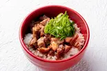 角切りチャーシューどんぶり小盛（からみそラーメン 出前のふくろう 名駅店）