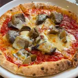 彩りナスのノルマピザ（本格イタリアン TRATTORIA AL MOMENTO）