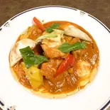 鶏肉とモッツァレラチーズのトマト煮込み（パスタ＆カフェ つきあかり）