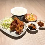 手作り塩麹の唐揚げ定食  Chicken Thigh Karaage Set – Salt Koji Marinated（栄養モンスター.）