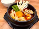 マンドゥ純豆腐/Korean dumpling sundubu（HANKIコリアンダイニング）