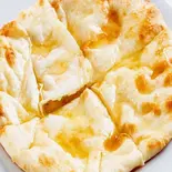 ハニーチーズナン Honey Cheese Naan(ASIAN DINING SAINO)