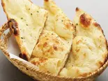 ガーリックナン/Garlic Naan(アジアンダイニングMEHMAN)