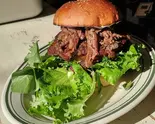 てりやきコンビーフバーガー（MUSECA TIMES）