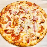 サラミピザ(加悦の美味しいピザ店)