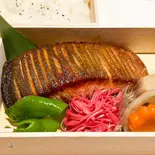 サーモンバター焼御弁当（桜羽）