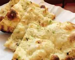 チーズガーリックナン Cheese Garlic Nan（Siddhartha Palace 御嶽山店）
