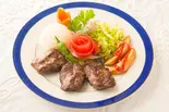 KOFTE IZGARA   ウズガラ キョフテ ( Grılle meat ball ) 網焼きミートボール ( HALAL)  トルコ料理（トルコ料理ボスボラスハサン新宿店）