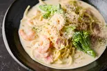 エビベーコンクリームパスタ（COMMA）