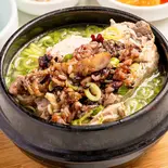 薬膳半鶏湯(パンゲタン) Medicinal Chicken Soup Half Size (Samgye-tang)（プンキッチン真田山）