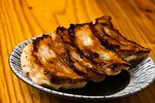 俺流一口餃子ハーフ4個(俺流餃子楼 新宿東南口店)