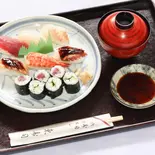特上すし（東寿司）