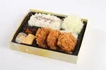 ひれかつ弁当（とんかついなば和幸 天神橋筋商店街店）