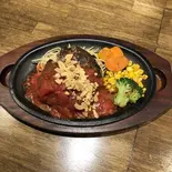 トマトガーリックハンバーグステーキシングル(ハンバーグステーキ 肉屋さんの専門店 メトロこうべ店)