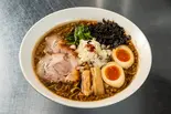 背脂ジョニー(味玉+岩海苔)(麺屋愛心 TOKYO町屋店)