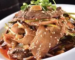 夫妻肺片 四川風モツの盛合せ。(中国流ピリ辛しゃぶしゃぶ 冒牌火锅菜)