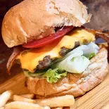 ベーコンチーズバーガー Bacon Cheeseburger(Jami Jami Burger森野店)
