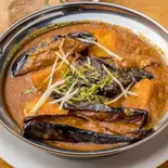 ジャガイモとナスのカレーAlu Baigan Curry(S214、S92)(シンドール)