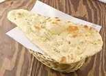 ガーリックナン Garlic Naan（インド料理 インド村）