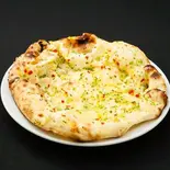 ガーリックナン Garlic Naan(ちゃとりかとり本八幡店)