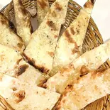 ガーリックナン/Garlic Naan(SPICY HUB)