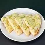 ガーリックナン Garlic Naan（ASIAN RESTAURANT＆BAR KAMALA）