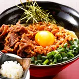 【チョイ辛】台湾まぜそば +牛肉 (ミニミニ追飯付き)【深夜】（油そば・台湾まぜそば専門店 土佐堀 麺屋じろう）