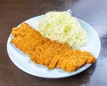肉厚とんかつ(中) 定食Pork Cutlet (Medium)（リピーター続出！ご飯大盛り無料(一部例外あり)とんかつ大将筑紫通り店）
