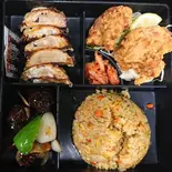 スペシャル弁当B（中華料理とり秀）