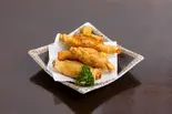 鶏皮餃子(5個)（居酒屋YOSARI 神田店）