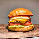 エッグチーズバーガー Egg cheese burger（ミリアバーガー）