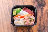 うみ丸丼（丼丸の金子）