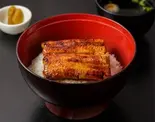 鰻丼(タレ・お新香付)（うなぎ仙見）