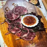 牛赤身のシュラスコ Brazilian churrasco style of lean meat beef(SIZZLE Dining)