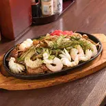 デラックス焼きそば（下町焼きそば 銀ちゃん 上野広小路店）