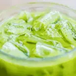 抹茶ラッシー Matcha Lassi（インドネパールビリヤニカレー創作料理サムジャナ）