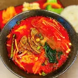 ユッケジャン(ライス＆おかず3品付き)Yukgaejang(Rice ＆ Side 3 dish included)（韓国料理ベコパ 高円寺支店）