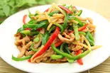 青椒肉絲（康楽）