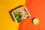 【たんぱく質25.3g】レッドチリチキンくん(鶏胸肉)150g 【Protein 25.3g】Red Chili Chicken -Kun 150g（鶏胸肉とブロッコリー チキンブラザーズ 新宿店 Chicken Brothers Shinjuku）
