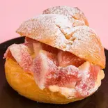 いちじくシュークリーム（ぴらにやカフェ）