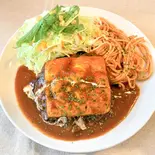 チェダーチーズデミハンバーグ（大阪ハンバーグ）