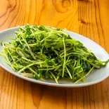 豆苗炒め(俺流餃子楼 新宿東南口店)