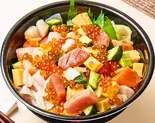 153 特製バラちらし丼（魚丼 平尾二丁目店）