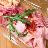 切りたてふわふわ生ハム盛り合わせ(大)3～4人前（三笠バル本店）