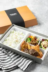 monochrome BENTO（monochrome）