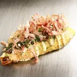オム焼きそば Omelette Yakisoba（鉄板焼くるみ）